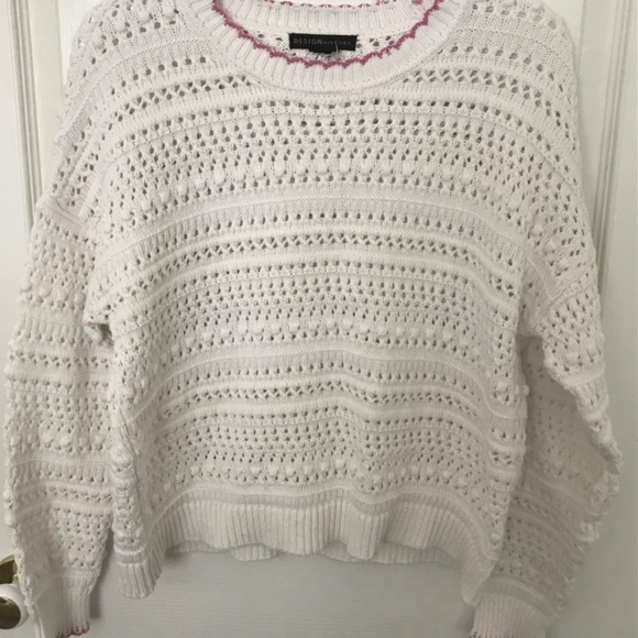 Sweater - Picture 3 of 3